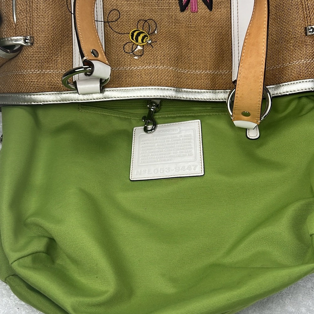 Coach 2005 Vintage Tan Floral Embroidered Tote - Picture 12 of 14